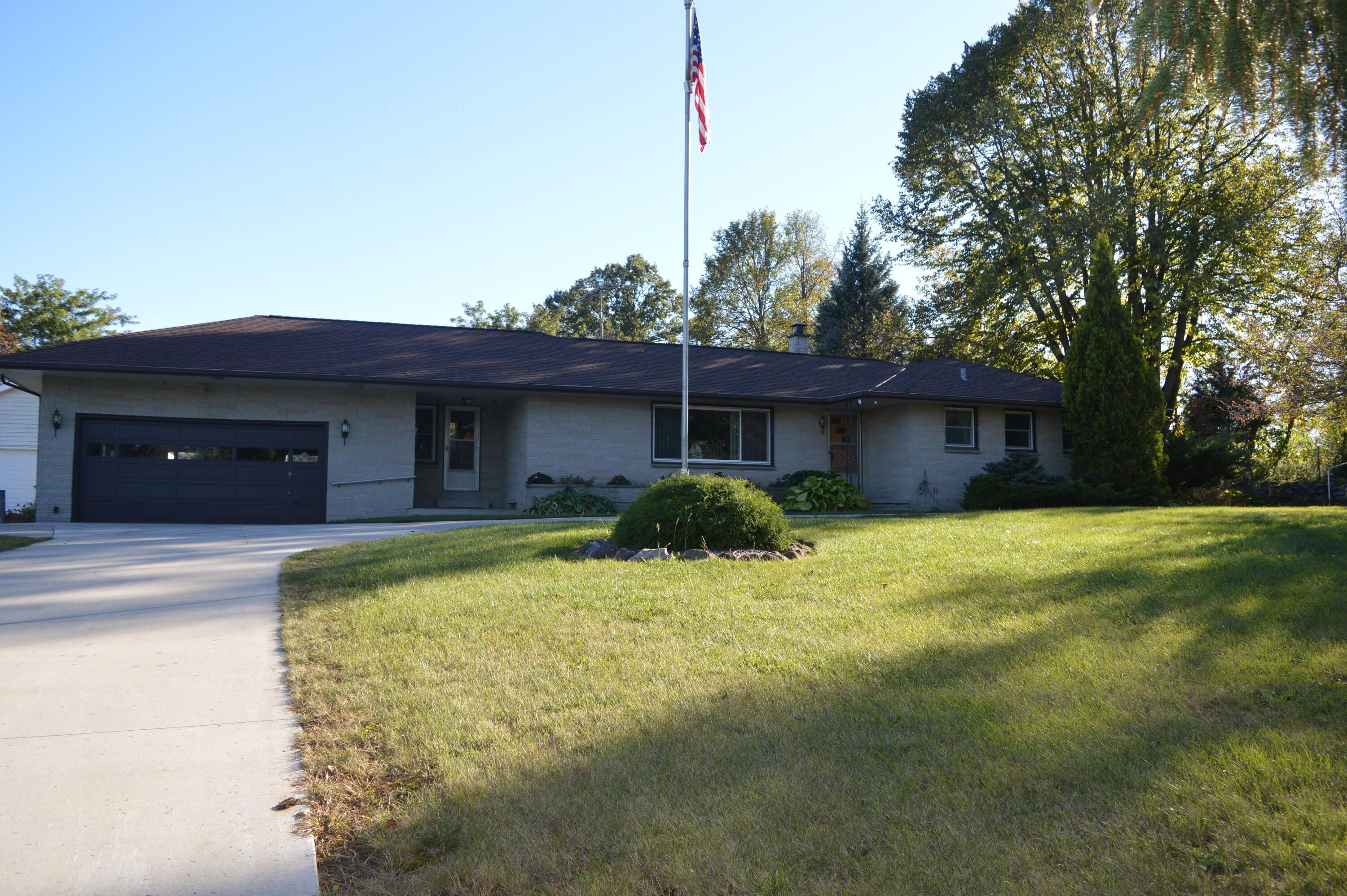 4499 W County Road A , Fredonia, WI 53021 MLS 1893680