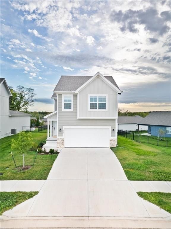 527 Hampstead Drive, Raymore, MO 64083 MLS 2511641