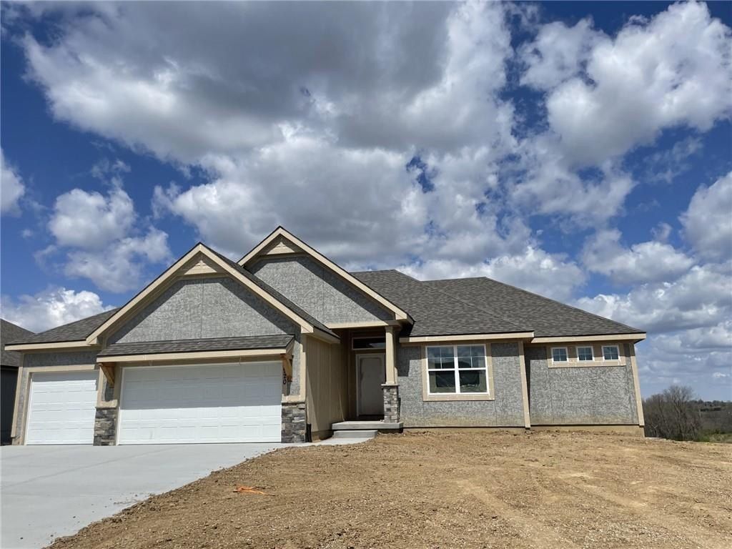 9305 N Poplar Avenue, Kansas City, MO 64156 MLS 2512565