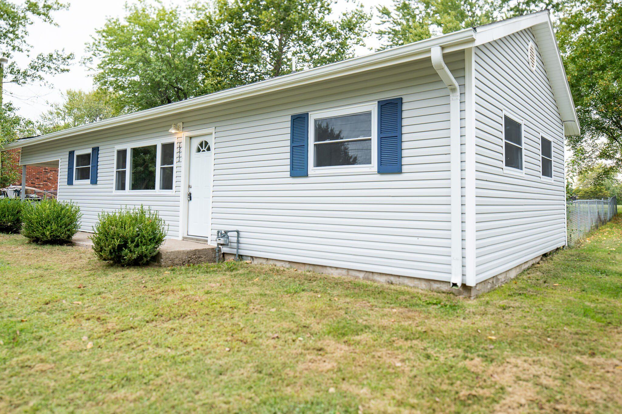 1311 S Lincoln Avenue, Aurora, MO 65605 MLS 60278869