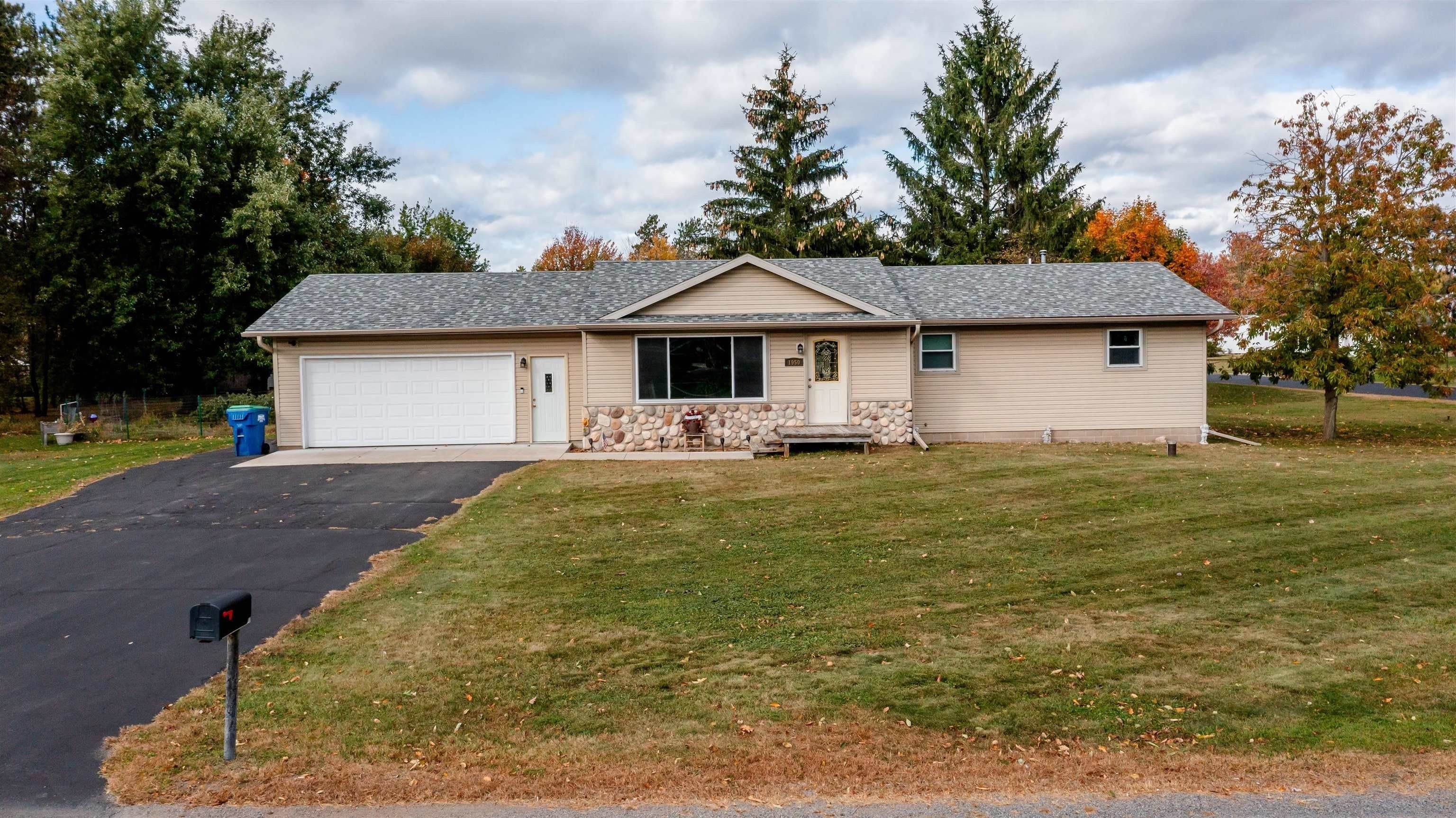 1950 KOWALSKI ROAD, Kronenwetter, WI 54455 MLS 22404764