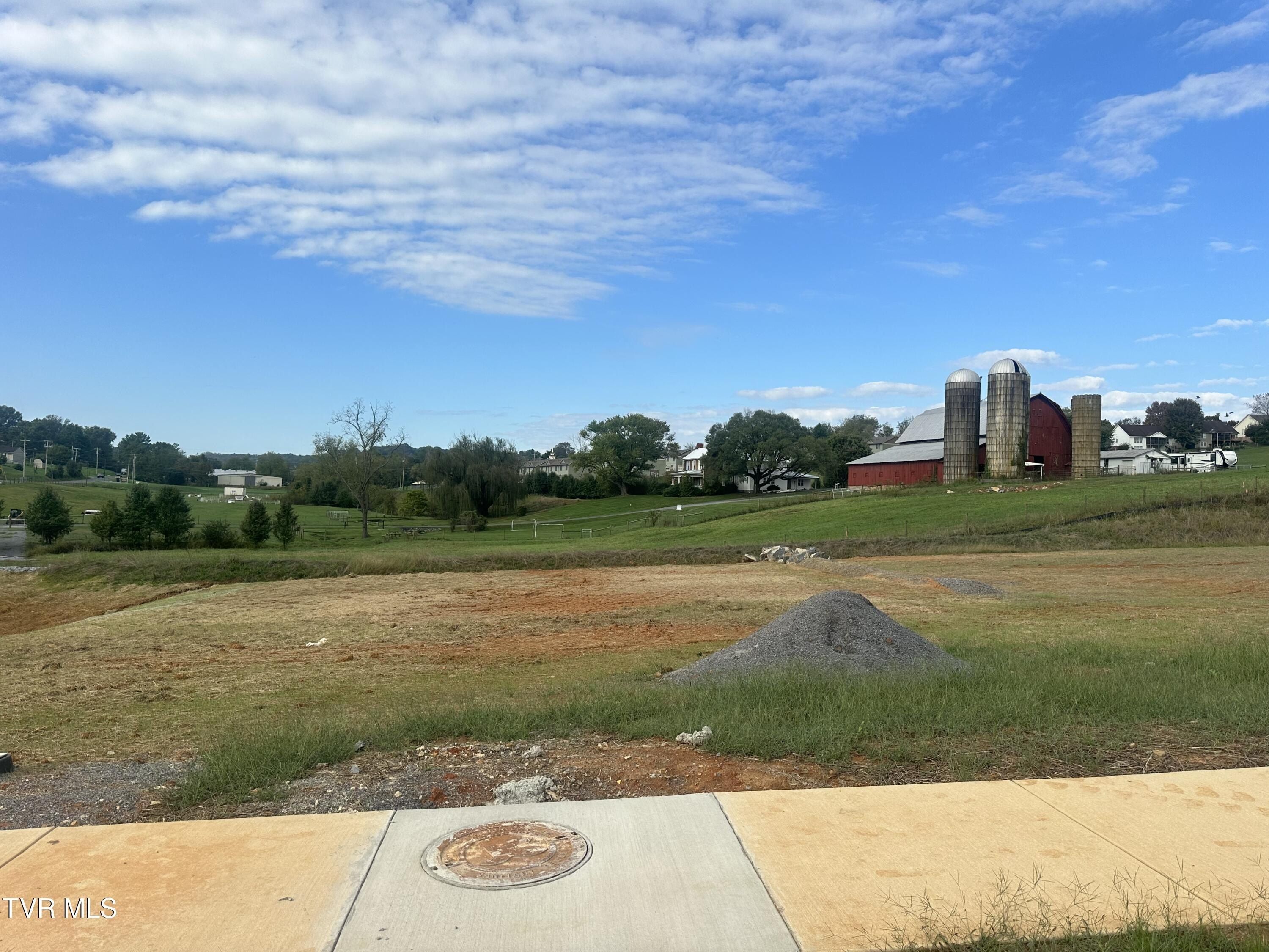 21 Glaze Farm Way, Johnson City, TN 37601 MLS 9972025