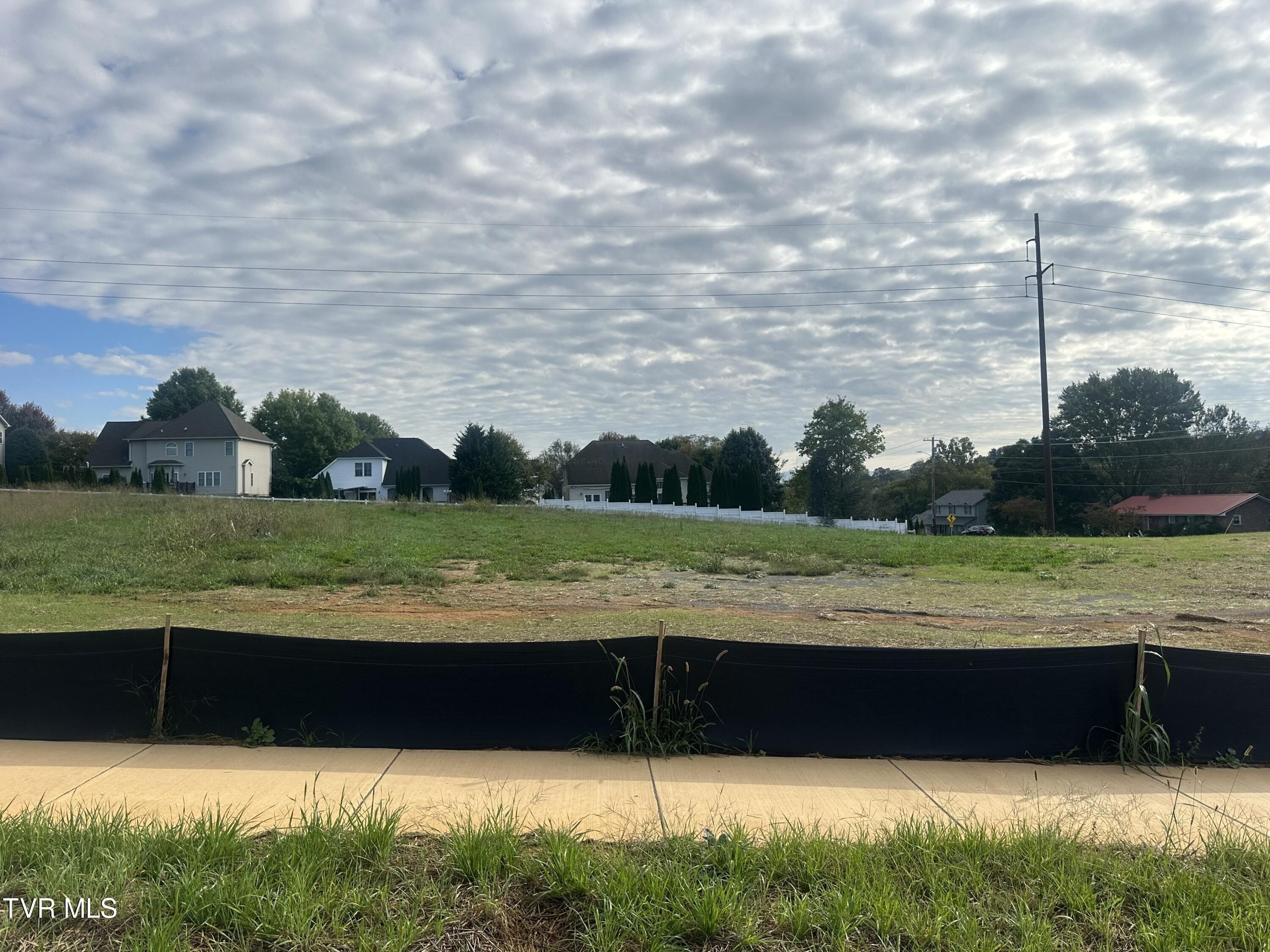 10 Glaze Farm Way, Johnson City, TN 37601 MLS 9972082