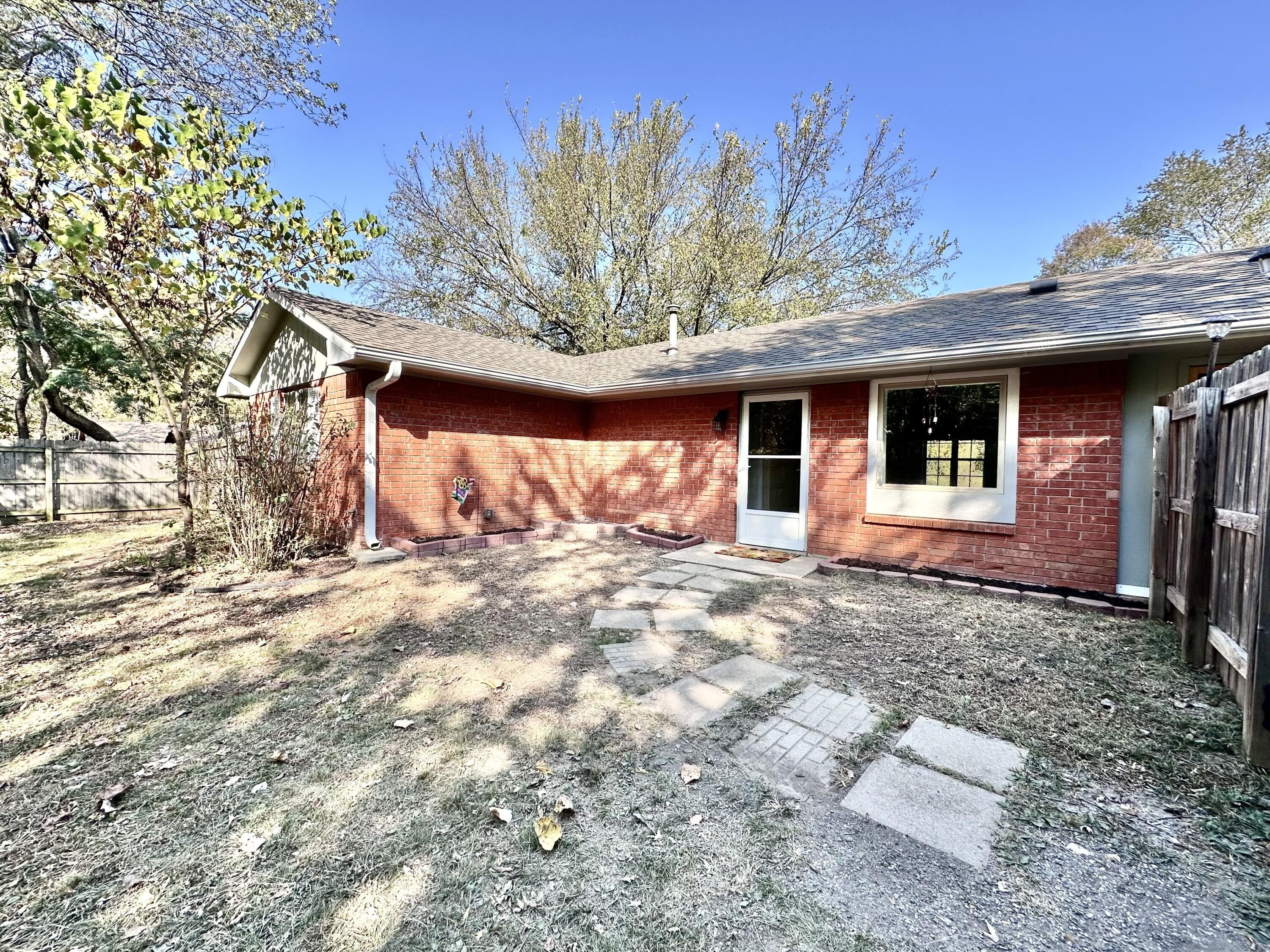 92 NE 421 Loop Drive, Spavinaw, OK 74366 MLS 242034