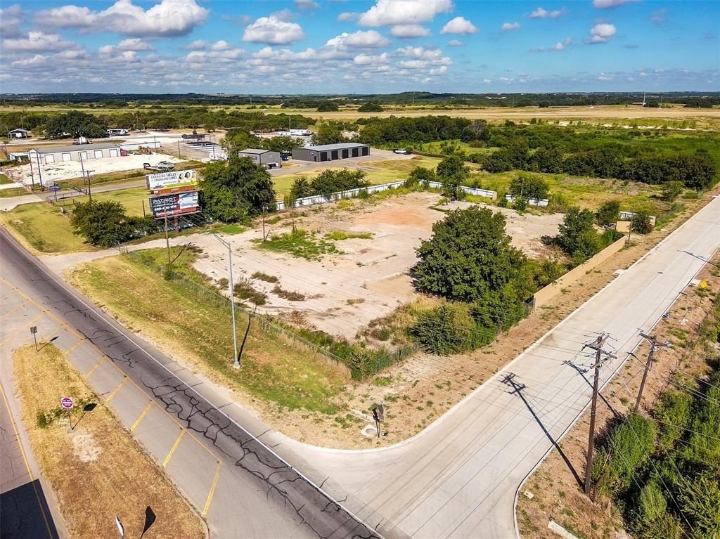 2500 W US Highway 377, Granbury, TX 76048 MLS 20363826