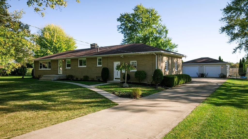 2903 Taylortown rd., Shelby, OH 44875 MLS 9064305