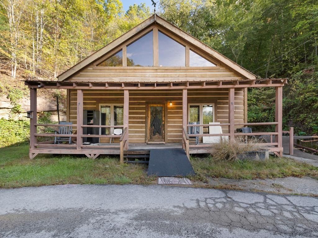 53 Heavens View, Hindman, KY 41822 MLS 123984