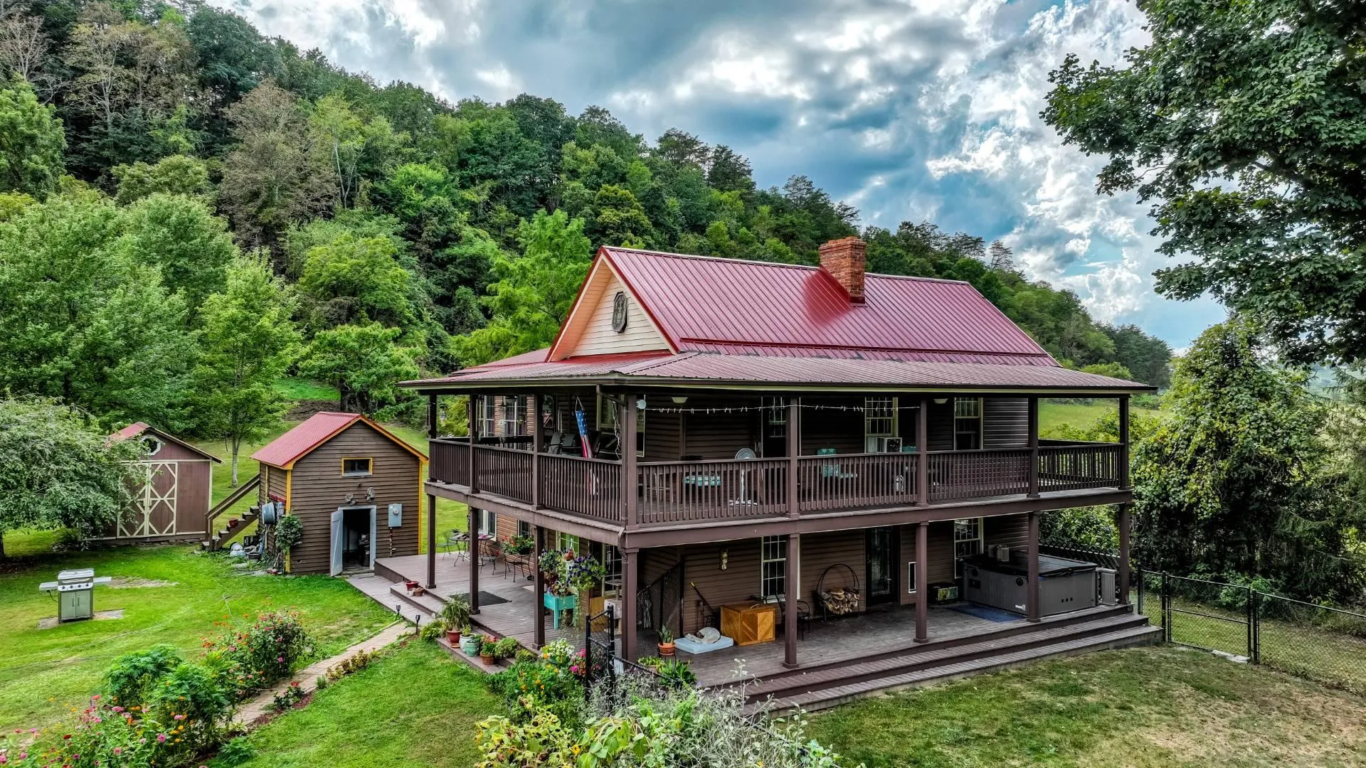 Properties of Randy Burdette with Foxfire Realty in Lewisburg, WV