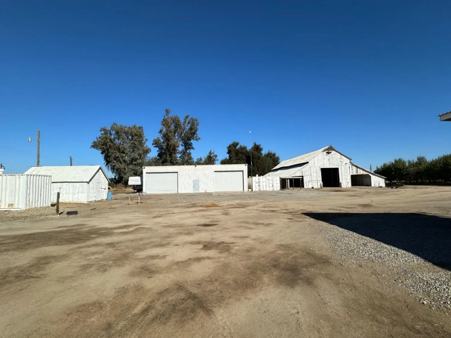 Hollister, CA Barns for Sale - LandSearch