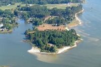 Property in Mathews County, Virginia