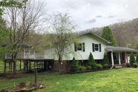 Property in Leslie County, Kentucky