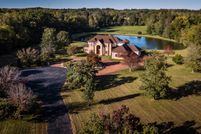 Property in Jefferson County, Illinois