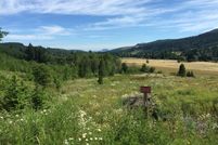 Property in Lane County, Oregon