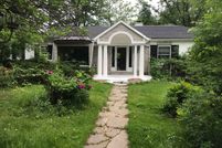 Property in Lake County, Illinois