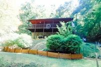 Property in Floyd County, Kentucky