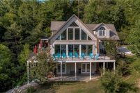 Lakefront Property for sale in Oconee County, South Carolina