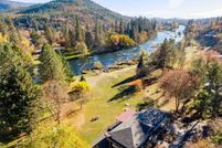 Lakefront Property for sale in Jackson County, Oregon