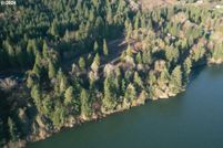 Lakefront Property for sale in Wahkiakum County, Washington