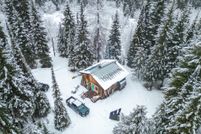 Lakefront Property for sale in Lincoln County, Montana