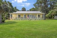 Lakefront Property for sale in Putnam County, Florida