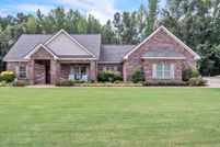 Lakefront Property for sale in Lowndes County, Mississippi