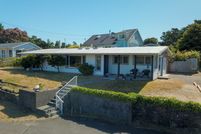 Lakefront Property for sale in Lane County, Oregon