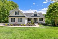 Lakefront Property for sale in Powhatan County, Virginia