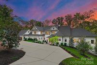 Lakefront Property for sale in Mecklenburg County, North Carolina