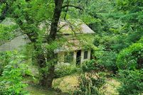 Lakefront Property for sale in Litchfield County, Connecticut
