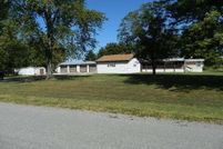 Property for sale in Wayne County, Illinois