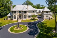 Property for sale in Lake County, Illinois