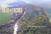 Property for sale in Wayne County, Illinois