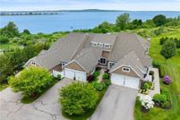 Property for sale in Newport County, Rhode Island