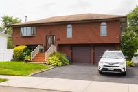 Residential Property for sale in Suffolk County, New York