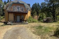 Property for sale in Lane County, Oregon