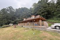 Waterfront Property for sale in Leslie County, Kentucky
