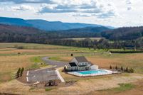 Waterfront Property for sale in Sequatchie County, Tennessee