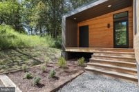 Lakefront Property for sale in Hardy County, West Virginia