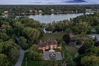 Property for sale in Oakland County, Michigan