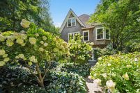 Property for sale in Suffolk County, New York