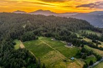 Property for sale in Hood River County, Oregon