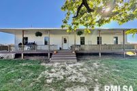 Property for sale in Wayne County, Illinois