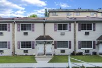 Property for sale in Richmond County, New York