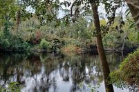 Lakefront Property for sale in Hamilton County, Florida