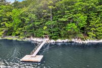 Lakefront Property for sale in Lincoln County, Maine