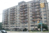 Property for sale in Richmond County, New York