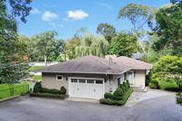 Property for sale in Suffolk County, New York