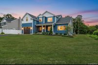 Property for sale in Suffolk County, New York