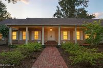 Lakefront Property for sale in Tate County, Mississippi