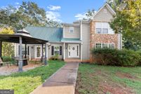 Lakefront Property for sale in Hall County, Georgia